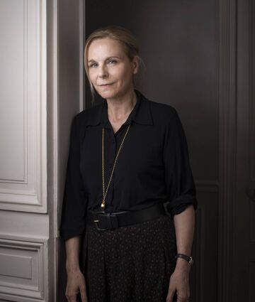 Die Schriftstellerin Camille Laurens schreibt mittlerweile Autofiktion.