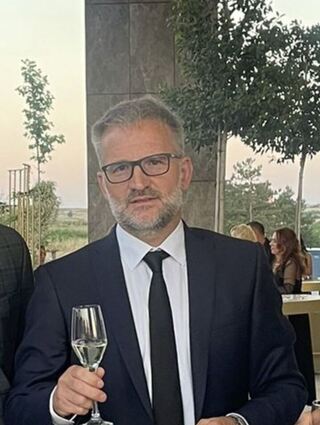 Ben S. Gaxherri (51 Jahre) übernimmt den Restaurantbetrieb im Bad Dürkheimer Riesenfass.