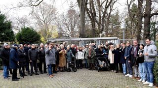 „Herr Schnellbach, öffnen Sie dieses Tor!“ Anwohner-Protest mit der CDU wegen Schließung der Luisenpark-Eingänge für die Oststadt am Eingang Fichtestrasse.