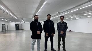 Khalil Khalil (v.l.), Ahmed Ibrahim und Talal Birouk wollen in dem ehemaligen Supermarkt ein islamisches Gemeindezentrum errichten.