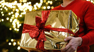 Die Lieblingsmenschen zu beschenken, ist gar nicht so einfach. Wir haben Geschenkideen für Weihnachtsgeschenk zusammengestellt.