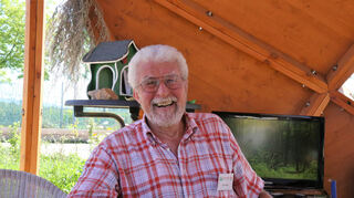 1998 wird er Kreisvorsitzender der Schutzgemeinschaft Deutscher Wald