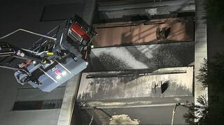 Bei einem Feuer am späten Abend des 9. Dezembers hat eine Frau in Heddesheim all ihr Hab und Gut und ihre beiden Katzen verloren. Sie wurde verletzt und befindet sich noch im Krankenhaus.