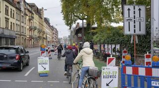 Am 23./24. November hatte der Radentscheid in der Mittermaierstraße einen „Pop-up-Radweg“ installiert.