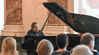 Rudolf Meister, Präsident der Musikhochschule, ließ sich von einer Erkältung nicht von seinem „WWH“-Benefizkonzert abhalten.