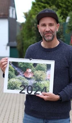 Simon Kieser hat einen Fotokalender von der Gartenstadt angefertigt.