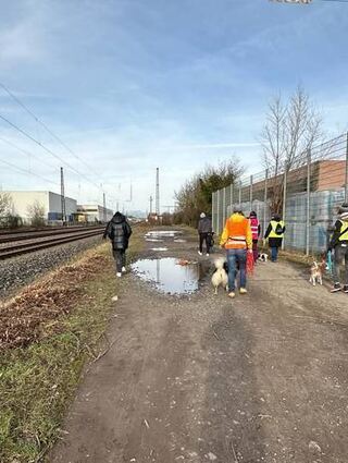 Mit speziellen Hunden wurde die Spur von Robin verfolgt.