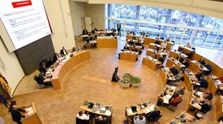 Der Gemeinderat bei Etatberatungen im Dezember. Knappe Kassen dürften künftig eine große Rolle spielen.