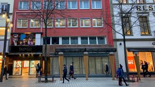 Im Oktober war Fontanella aus dem seit 1954 angemieteten Ladenlokal in O 4 auf den Planken ausgezogen. Nach der Renovierung wird dort wieder ein Eiscafé eröffnen.