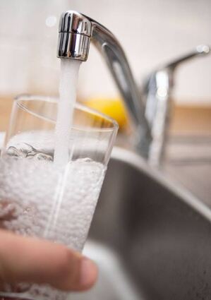 Der Preis für Trinkwasser in Zwingenberg stieg zum Jahreswechsel von 2,30 auf 2,50 Euro pro Kubikmeter.