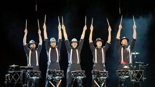 „Die Schlagzeugmafia“ hat das Publikum im Mannheimer Capitol mit ihrem neuen Programm „Backstreet Noise“ begeistert.