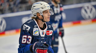 Tyler Ennis von den Adler Mannheim beendet seine Karriere.