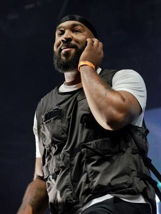 Kraftpaket auf der Bühne und in den Charts: Rapper OG Keemo beim Zeltfestival 2023.