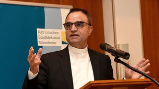 Wird sein Amt in Mannheim aufgeben: der katholische Stadtdekanat Karl Jung.
