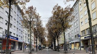 Eine von vielen Baustellen in der Ludwigshafener City: die eher trostlose Bismarckstraße.