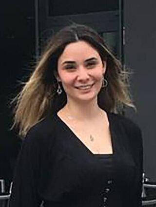 Die 25-jährige Bahar Deniz kommt aus der Türkei.