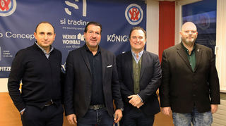 Gruppenbild mit dem neuen Marketing-Mann (v.l.n.r): Sportvorstand Serkan Zubari, Daniel Martin, VfR-Präsident Boris Scheuermann und Geschäftsleiter Andreas Brameier.