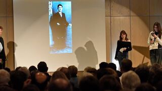 Eindrucksvolle Präsentation der Wilhelm-Wundt-Realschule: Mit Hilfe von KI lässt sie den jüdischen Schüler Rudolf über sein Schicksal berichten.