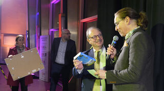 Für Thomas Grommes (2.v.r.) ist nach vielen Jahren bei der GML Schluss. Auch Comedian Chako Habekost (r.) sprach zum Abschied.