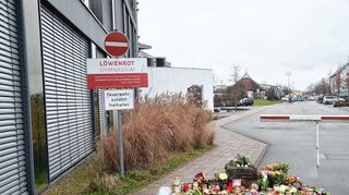 Die Mitschüler und Mitschülerinnen des getöteten Mädchens und des Verdächtigen können derzeit psychologische Hilfe in der Schule in Anspruch nehmen.