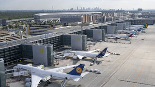 Endstation Frankfurter Flughafen: Einem Mannheimer wurde hier der Reisepass entzogen, nachdem er erfolglos versucht hatte, nach Thailand einzureisen.