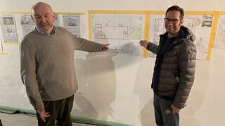 Friedrich Naumer (l.) und Rolf Stockert freuen sich über die Resonanz.