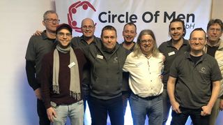 Das Team von Circle of Men in seinen neuen Räumlichkeiten in den Mannheimer Quadraten.
