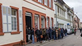 Viel Andrang am letzten regulären Öffnungstag des Heidelberger Zuckerladens.