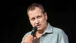 Der Kabarettist Dieter Nuhr in der Ludwigshafener Friedrich-Ebert-Halle.
