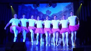 Ein Augenschmaus auf dem Olymp: das Ballett der Herren 2.