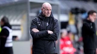 Der neue Waldhof-Trainer Marco Antwerpen kann sich bei seinem Debüt zumindest über einen Punkt freuen.