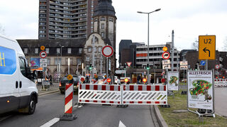 Bauarbeiten Kurpfalzbruecke, Blick von der Neckarstadtseite
Foto Thomas Troester