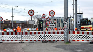 Bauarbeiten Kurpfalzbruecke, Blick von der Neckarstadtseite
Foto Thomas Troester