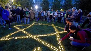 Antisemitische Anfeindungen auf einer Mahnwache für die Opfer in Israel, wie hier am Paradeplatz, waren der Auslöser für das Projekt.