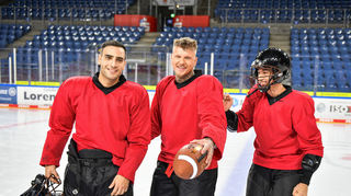 Nehmen am ersten American Ice Football teil: Timur Ülker (v l.), Paco Herb und René Casselly.
