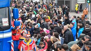 Rund 40.000 Menschen besuchten am Sonntag den Fasnachtsumzug in Ludwigshafen.