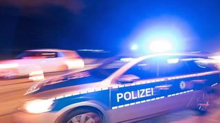 Vor einem Nachtclub in den N Quadraten sind drei Menschen durch Schüsse verletzt worden.
