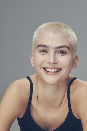 Lilli ist vor zwei Jahren zufällig zum Modeln gekommen und liebt die Kunst des Shootens. Nun nimmt sie an „Germany’s Next Topmodel“ teil.