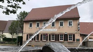 Das Traditionslokal „Badischer Hof“ in Heddesheim steht schon seit vielen Jahren leer. Jetzt gibt es neue Pläne für eine Sanierung.