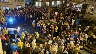 Voller Menschen präsentierte sich der Schriesheimer Marktplatz im Januar bei einer Demo gegen Rechts. Auch in Edingen-Neckarhausen soll bald demostriert werden