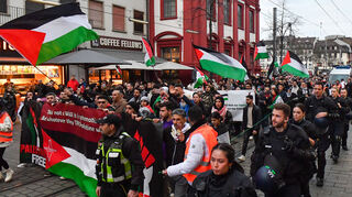 Die "Free Palestine"-Demo zog am Samstag durch die Quadrate.