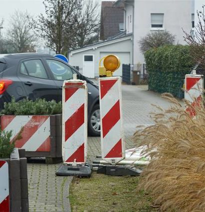 In Riedrode führten die Tiefbauarbeiten zu Sperrungen.