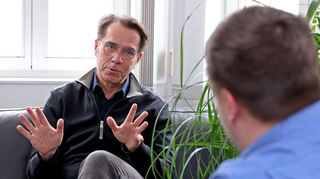 #FastenChallenge Suchtforscher und Psychiater Falk Kiefer im Interview mit Reporter Sebastian Koch.
