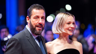 Adam Sandler und Carey Mulligan kommen zur Vorführung des Films "Spaceman" auf der 74. Berlinale.