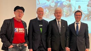 Vereint im Kampf gegen Darmkrebs: Charsten Wienbreyer (v.l.), Thomas Thomsen, Jürgen Riemann und Veit Phillip.