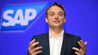 Verdienstspitzenreiter bei SAP ist Vorstandssprecher Christian Klein mit einer Gesamtvergütung von 7,2 Millionen Euro in 2023.