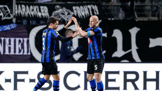 Nach dem Traumtor: Marcel Seegert (r.) und Julian Riedel.