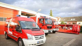Die Freiwillige Feuerwehr – hier das Gerätehaus und Fahrzeuge der Abteilung Wallstadt – sind noch immer nicht am Datennetz der Stadt.