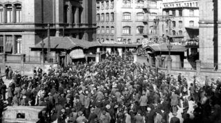 Das BASF-Haupttor im Jahr 1922. Von den Streiks und tödlichen Auseinandersetzungen vor hundert Jahren gibt es keine Fotos – oder sie wurden nicht aufbewahrt.