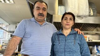 Kemal und Zübeyde Pektas liegt die Stammkundschaft ihres Traum Imbiss am Herzen.